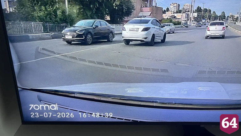 В Саратовской области лихач едва не погубил ребенка на «смертельном» переходе 